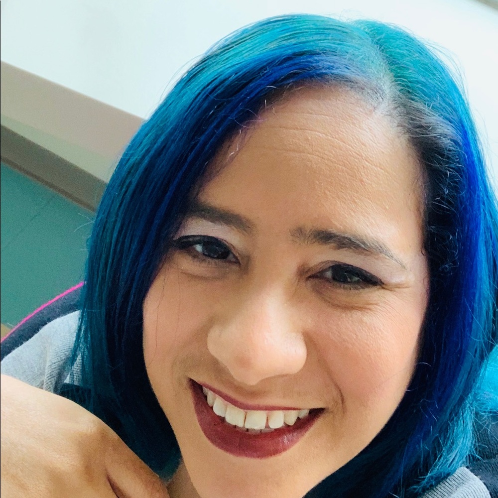 Meet your Posher, Nilsa